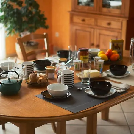 Cosy Avec Terrasse Et Jardin Proche Puy-en-velay - Fr-1-582-526 *