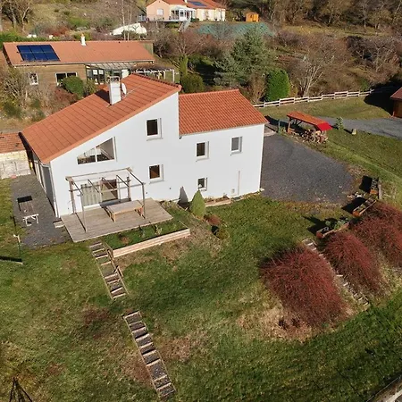 Cosy Avec Terrasse Et Jardin Proche Puy-en-velay - Fr-1-582-526 Bed & Breakfast