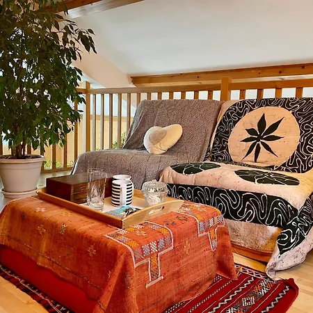 Bed & Breakfast Cosy Avec Terrasse Et Jardin Proche Puy-en-velay - Fr-1-582-526
